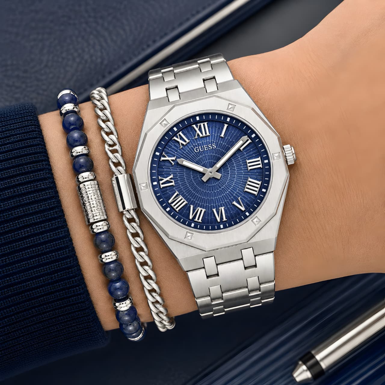 Guess Round 42mm Blue Dial Analog Men Watch