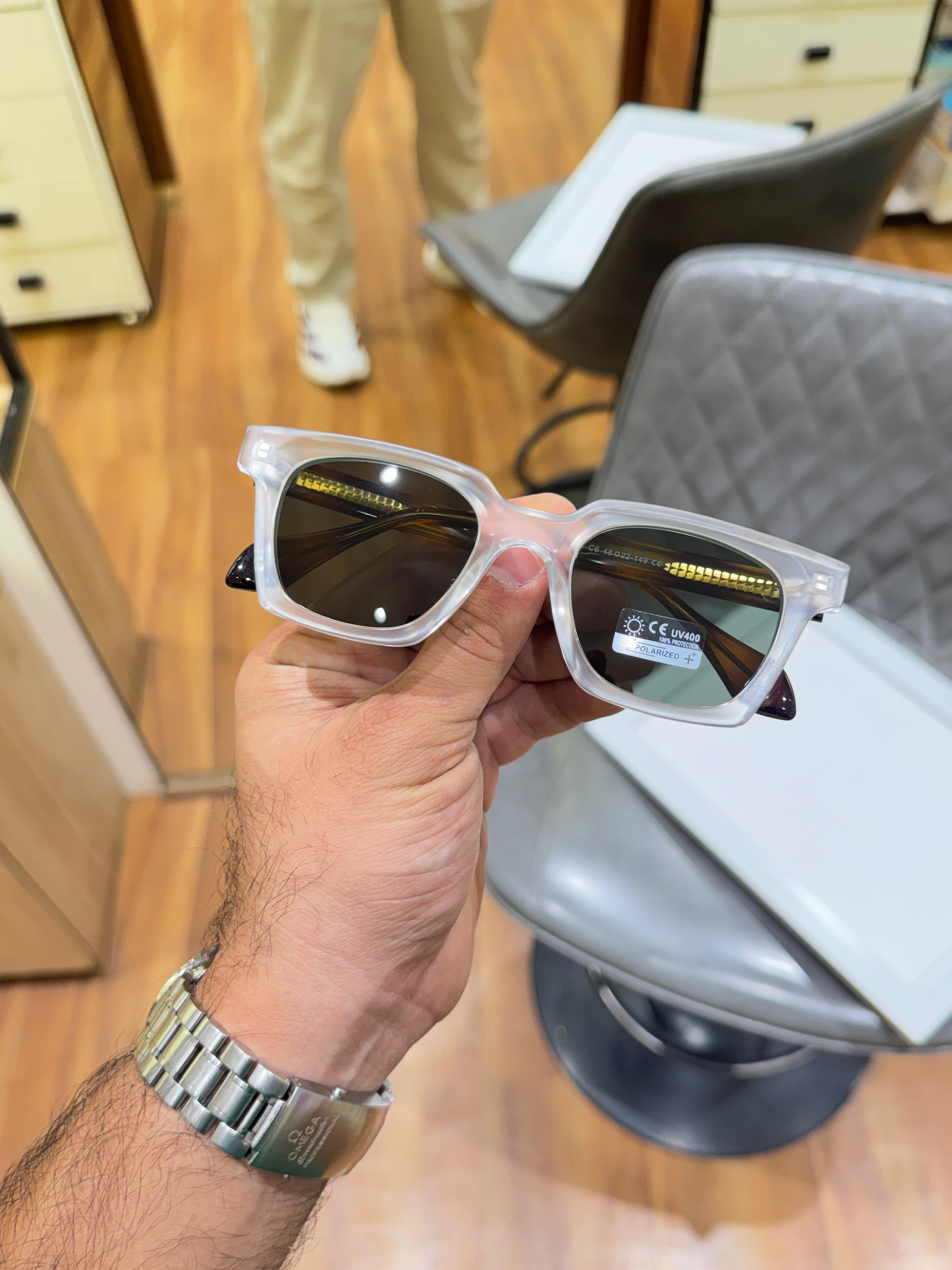 Lavish 66504 White