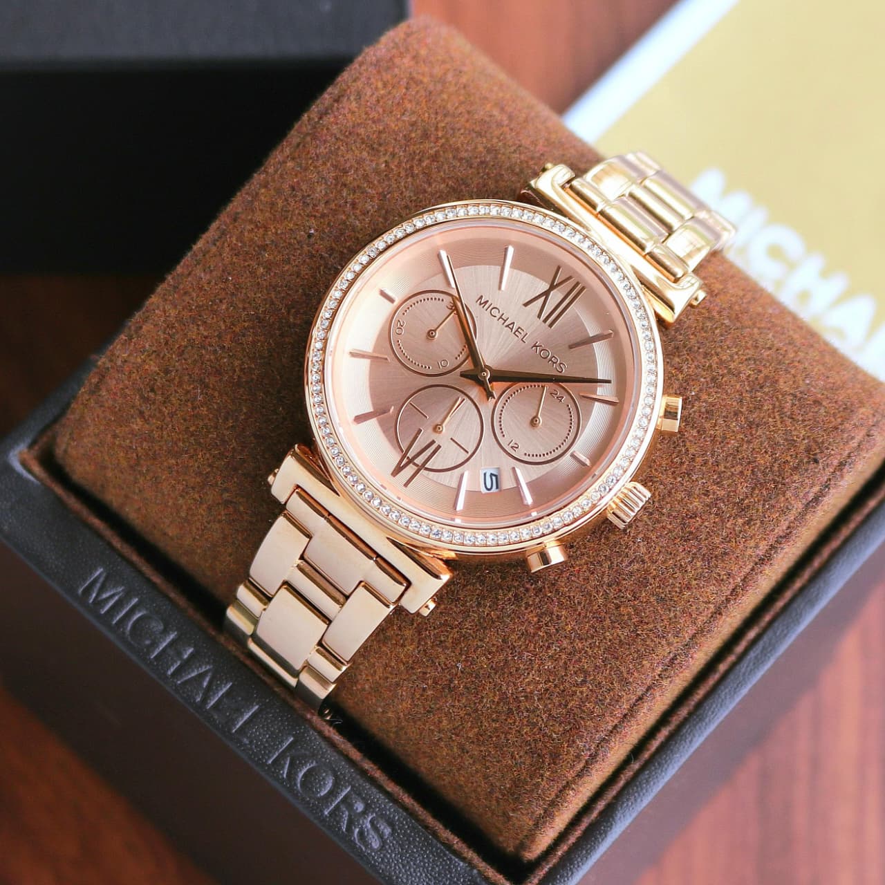 Michael Kors Analog Mother of Pearl Dial Women's Watch-MK6576