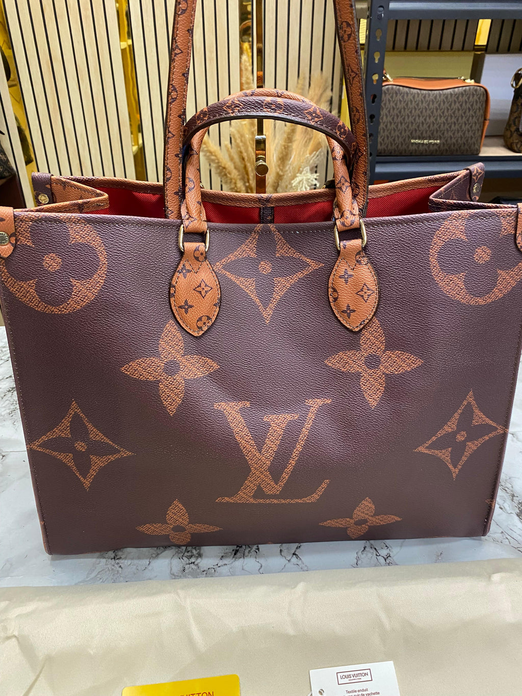 LOUIS VUITTON ONTHEGO PREMIUM BAG WITH DUST BAG