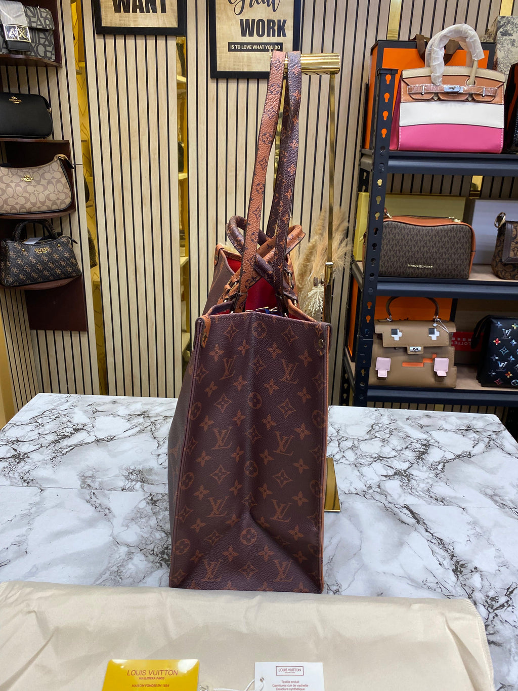 LOUIS VUITTON ONTHEGO PREMIUM BAG WITH DUST BAG