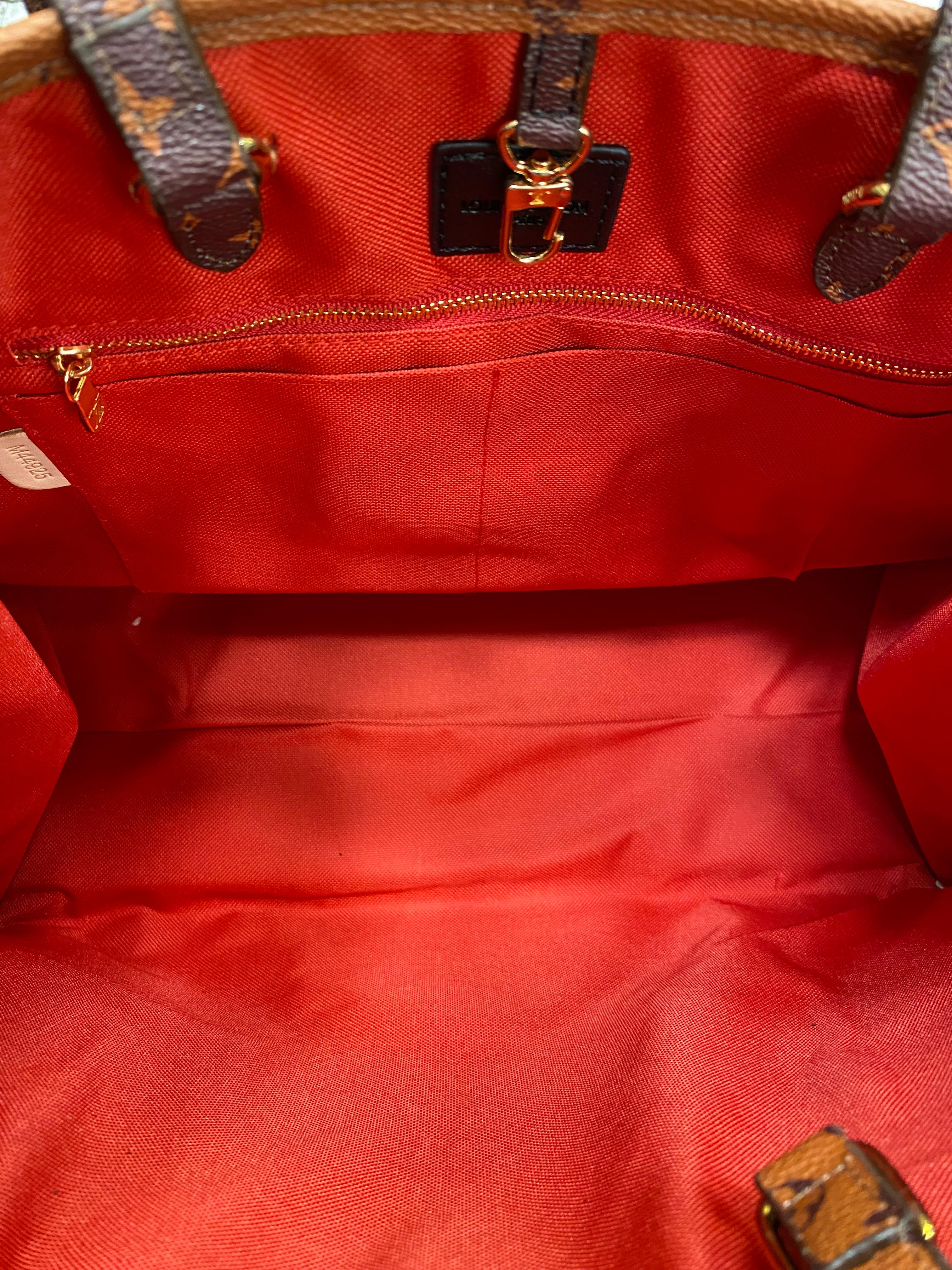 LOUIS VUITTON ONTHEGO PREMIUM BAG WITH DUST BAG