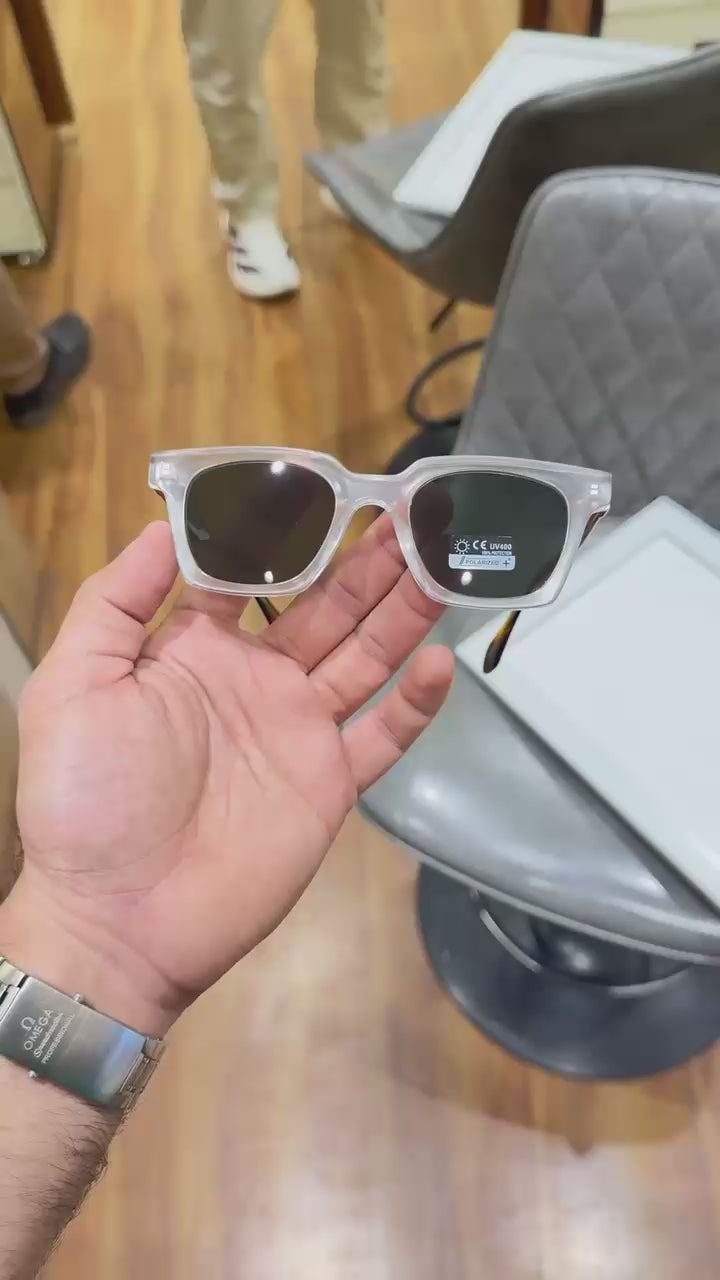 Lavish 66504 White